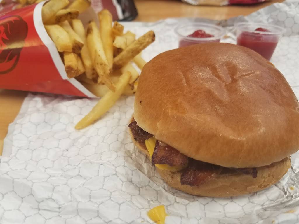 Wendys | restaurant | 10921 Bloomingdale Ave, Riverview, FL 33578, USA | 8134130120 OR +1 813-413-0120