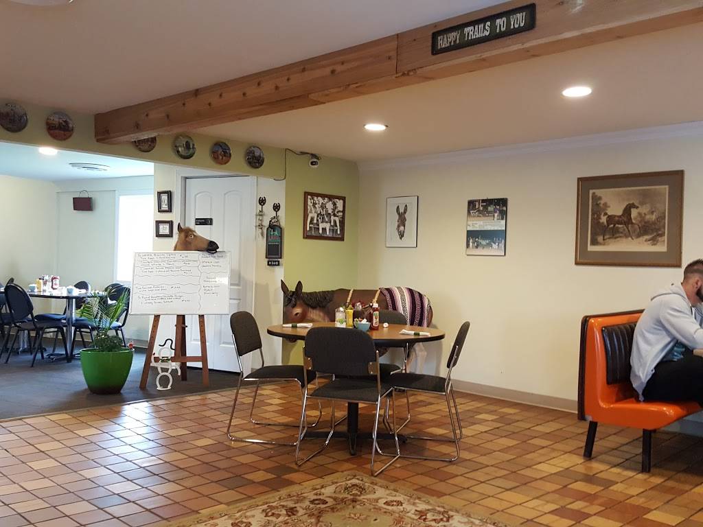 Beckys Happy Mule Cafe | restaurant | 2460 E Co Rd 67, Chesterfield, IN 46017, USA | 7656830388 OR +1 765-683-0388