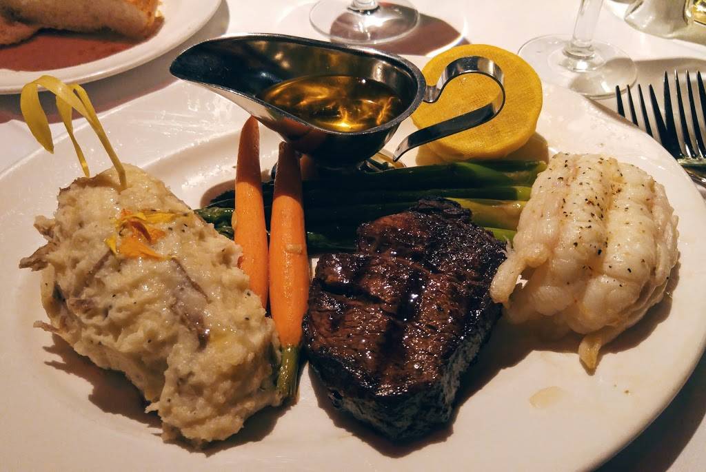 Donovans Steak and Chop House | restaurant | 570 K St, San Diego, CA 92101, USA | 6192379700 OR +1 619-237-9700