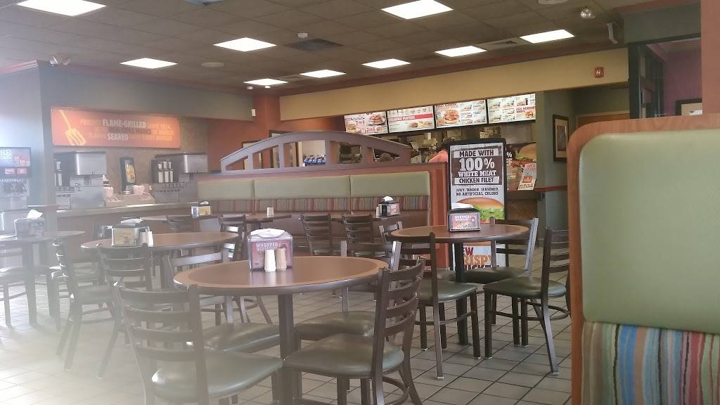 Burger King | restaurant | 1395 E Main St, Carbondale, IL 62901, USA | 6185496884 OR +1 618-549-6884