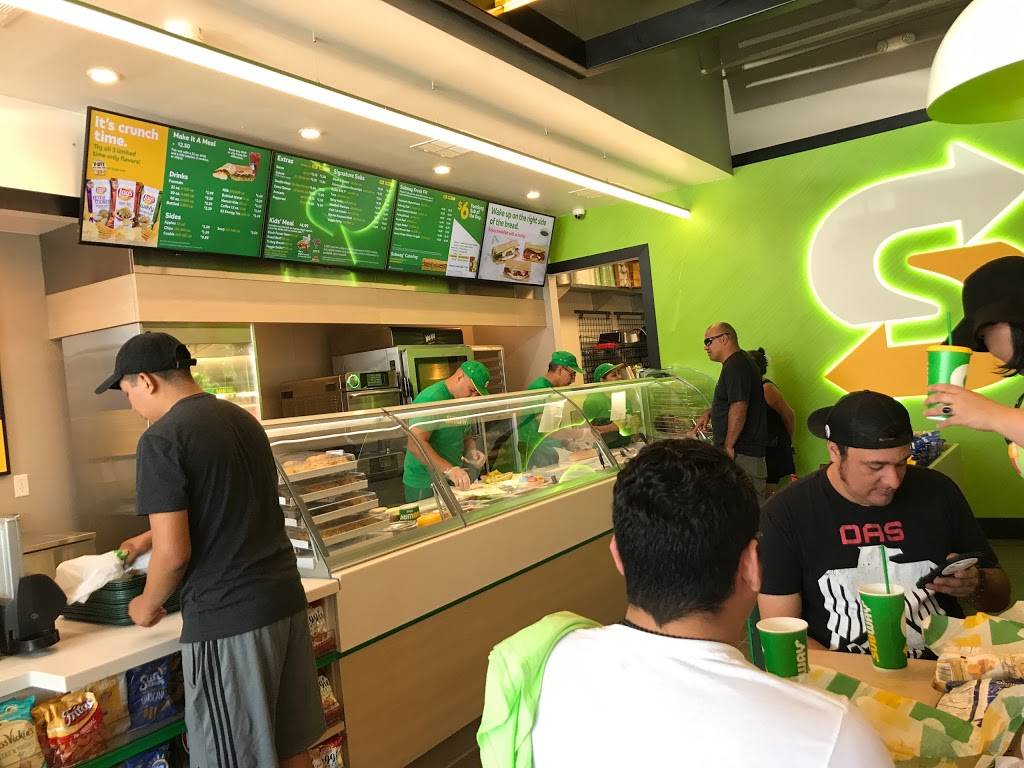 Subway Restaurants | restaurant | 2805 S Figueroa St, Los Angeles, CA 90007, USA | 2137454868 OR +1 213-745-4868