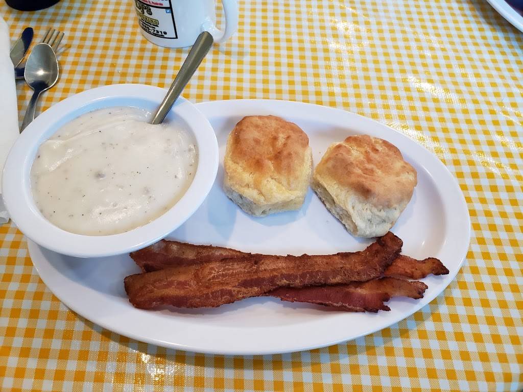 Plow Point Restaurant | restaurant | 11980 Greenville Rd, Hopkinsville, KY 42240, USA | 2702692478 OR +1 270-269-2478