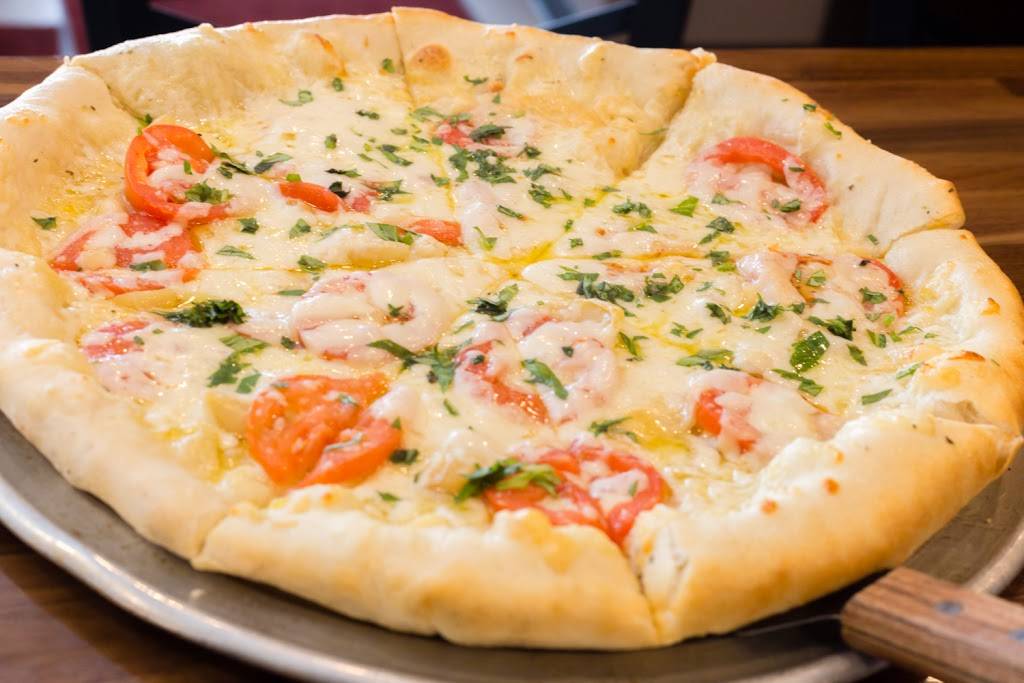 Windy City Pizza Silverthorne | meal delivery | 191 Blue River Pkwy, Silverthorne, CO 80498, USA | 9704856263 OR +1 970-485-6263