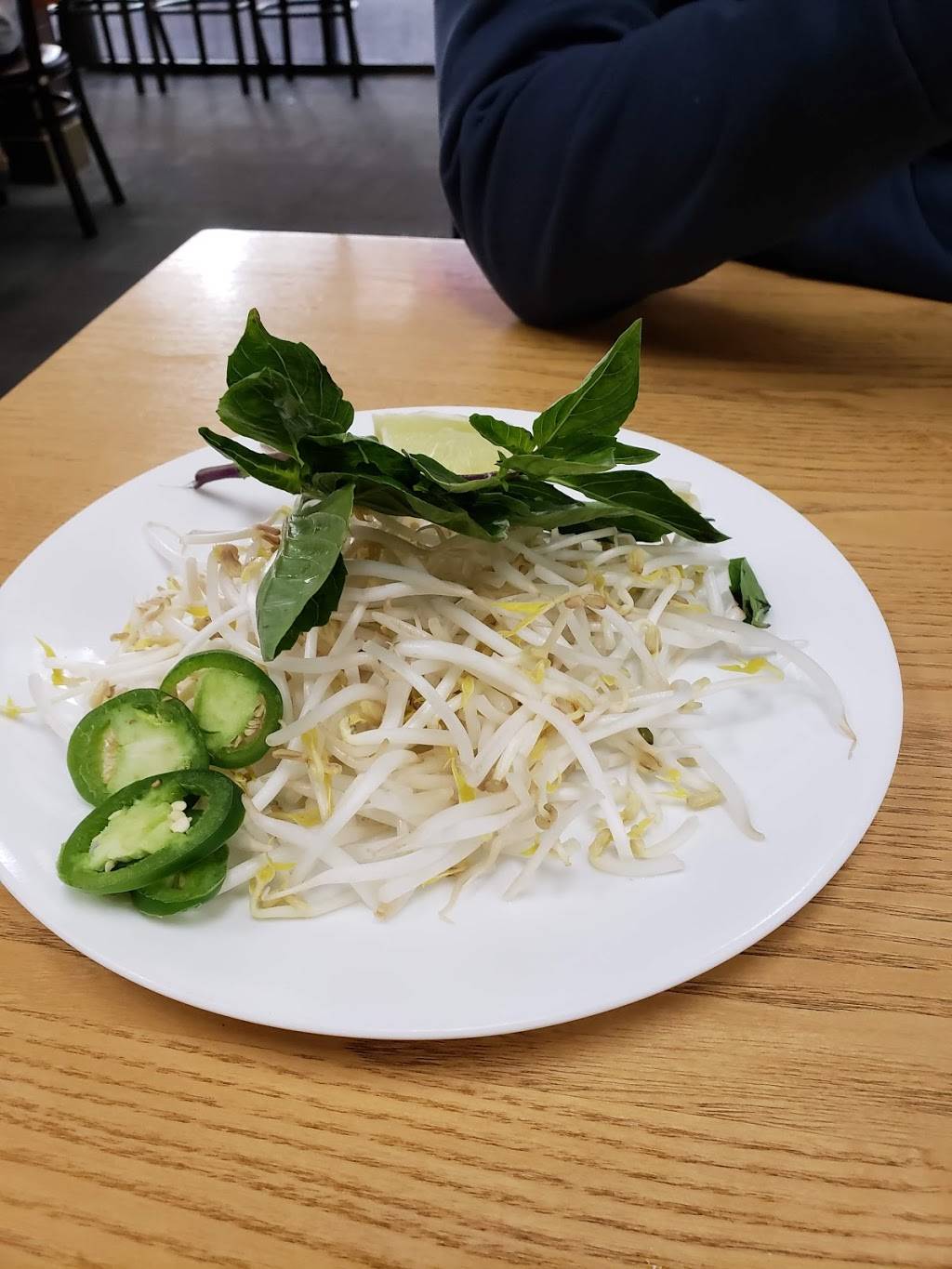 Pho Than Brothers | restaurant | 16809 Hwy 99, Lynnwood, WA 98037, USA | 4259996596 OR +1 425-999-6596