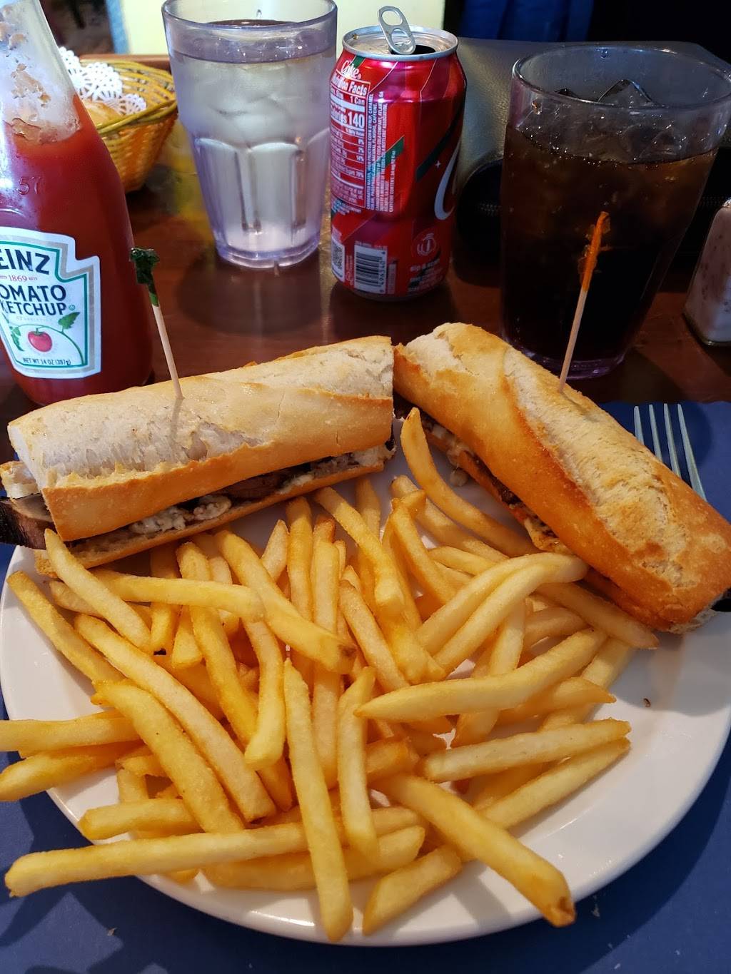 Cafe Pastis | restaurant | 7310 SW 57th Ave, South Miami, FL 33143, USA | 3056653322 OR +1 305-665-3322