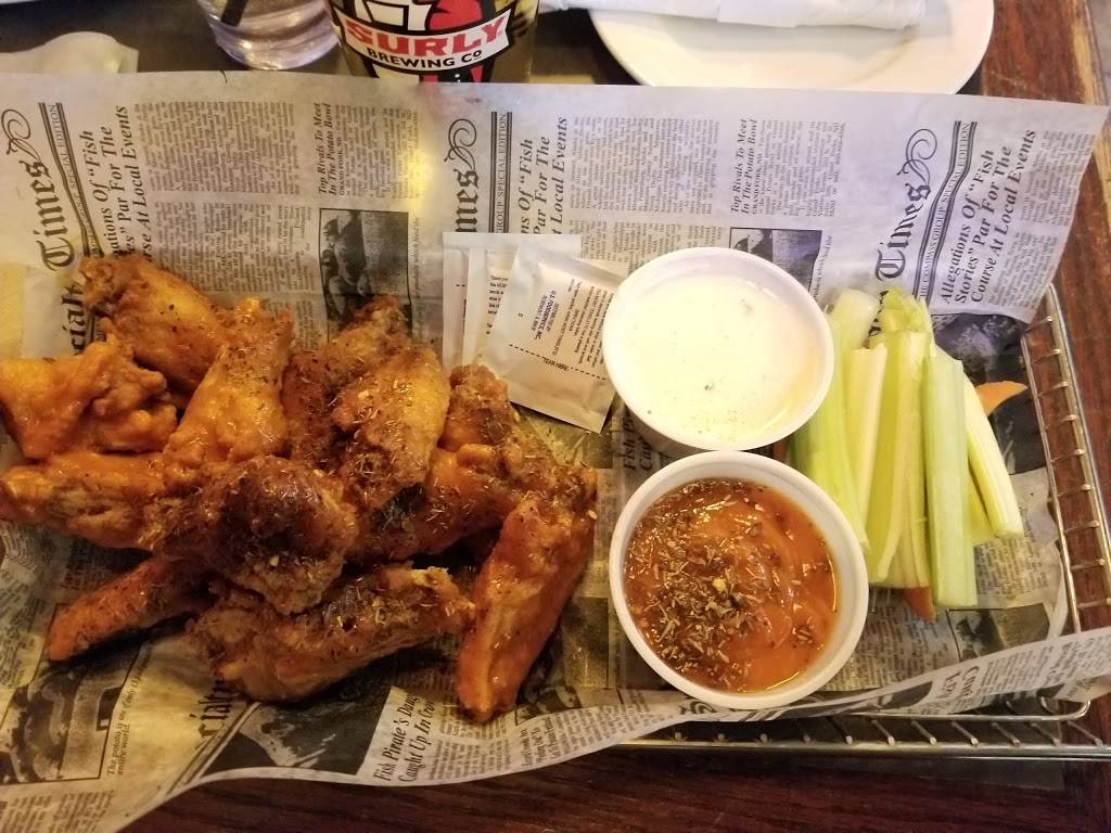 Burger Moes | restaurant | 242 7th St W, St Paul, MN 55102, USA | 6512223100 OR +1 651-222-3100