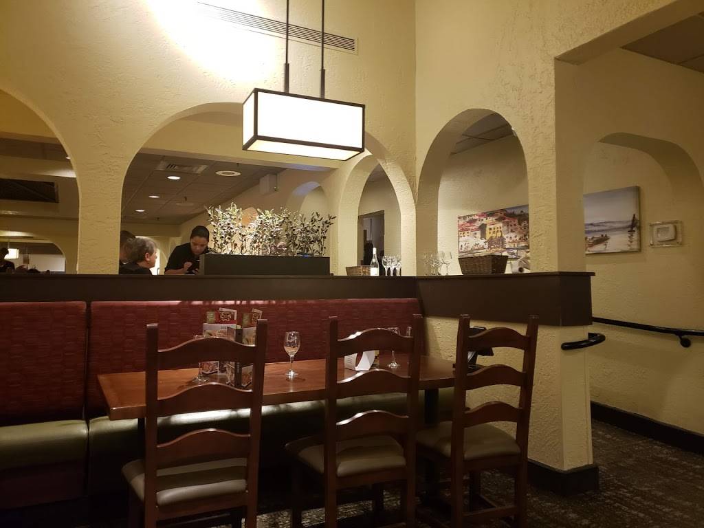 Olive Garden Italian Restaurant | meal takeaway | JANAF SHOPPING CENTER, 5920, E Virginia Beach Blvd, Norfolk, VA 23502, USA | 7574555875 OR +1 757-455-5875