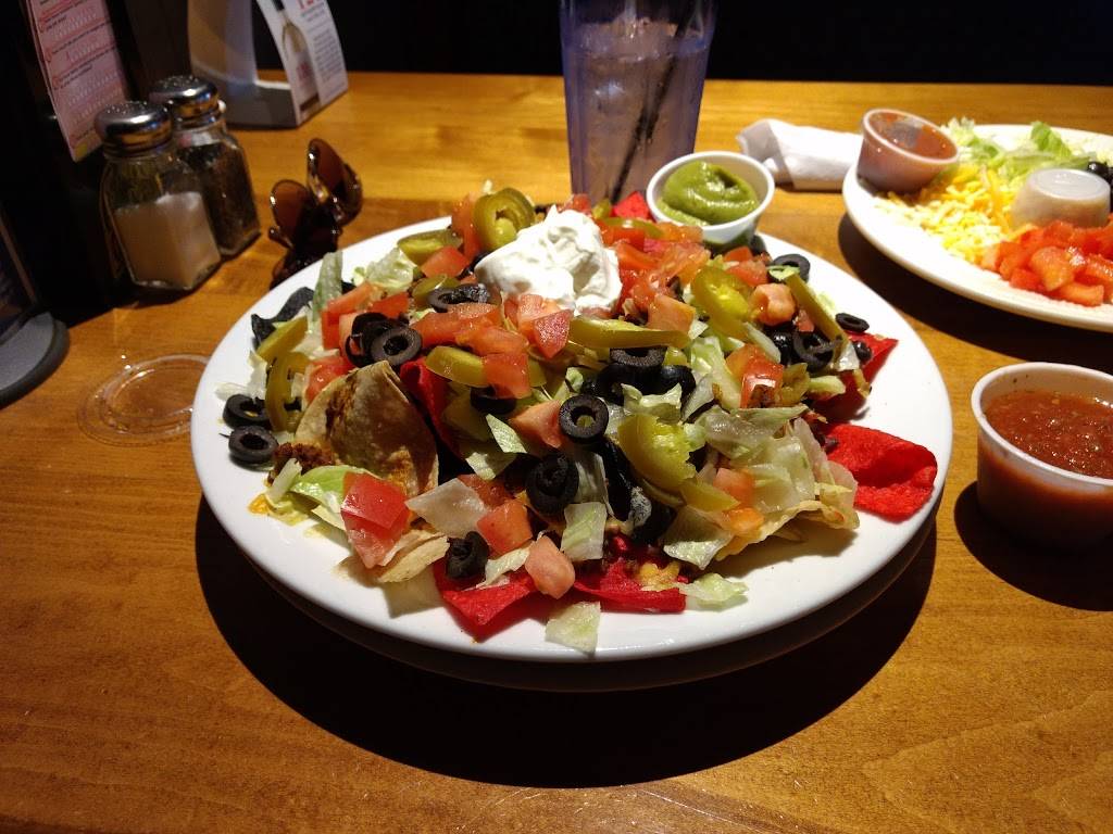 Guy Hollerins Ann Arbor Bar & Grill | restaurant | 3600 Plymouth Rd, Ann Arbor, MI 48105, USA | 7347694323 OR +1 734-769-4323