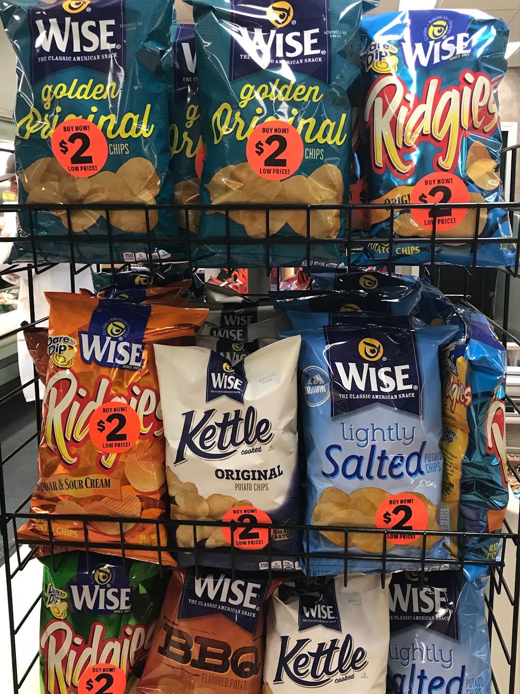 Tops Marketplace | bakery | 887 Meriden-Waterbury Turnpike, Plantsville, CT 06479, USA | 8606215837 OR +1 860-621-5837