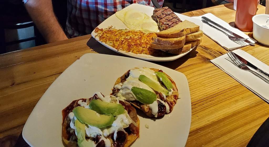 Gators Pub & Eatery | restaurant | 11475 SW Pacific Hwy, Tigard, OR 97223, USA | 5032930356 OR +1 503-293-0356