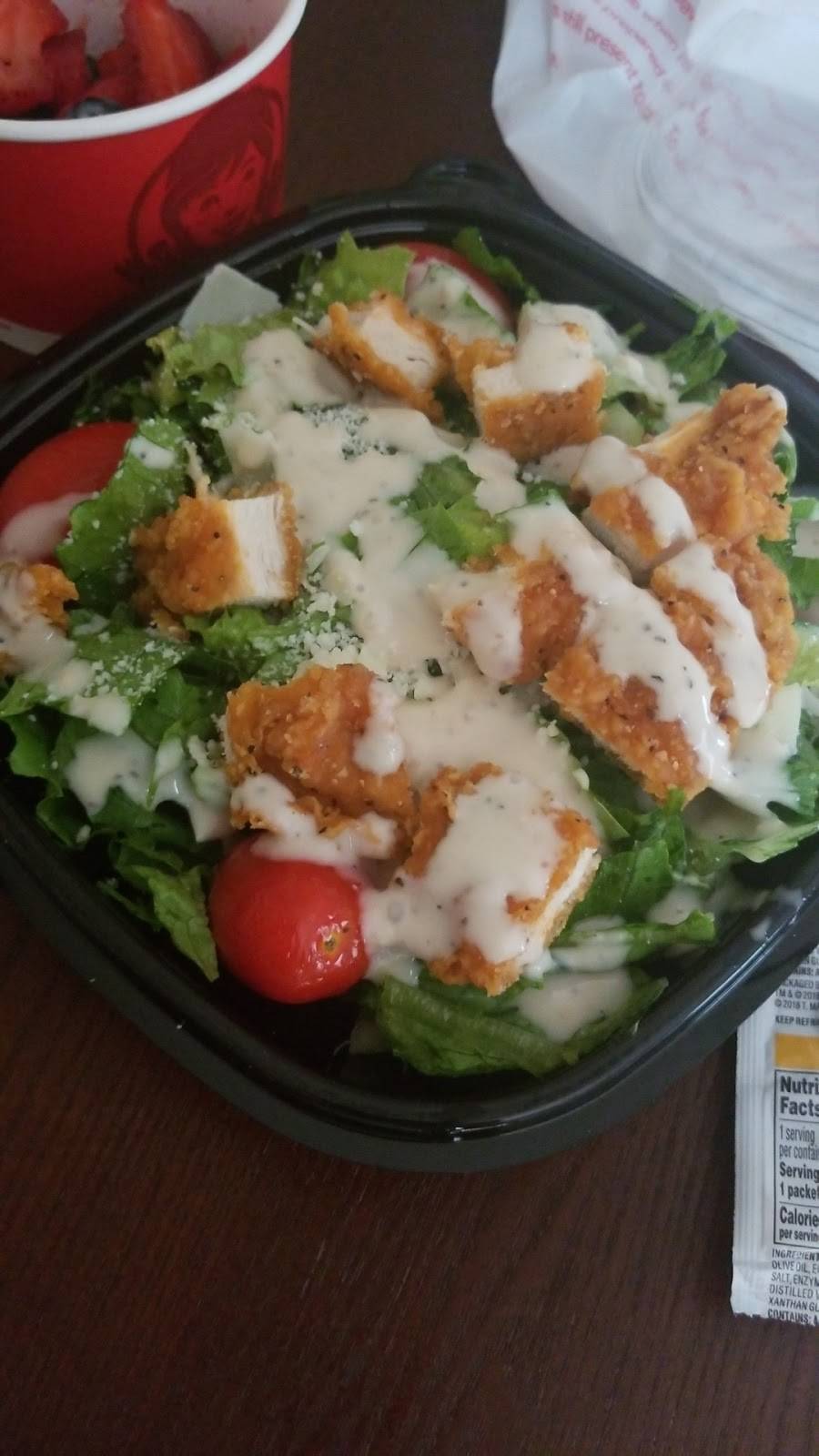 Wendys | restaurant | 702 Southbridge St, Worcester, MA 01610, USA | 5087551476 OR +1 508-755-1476