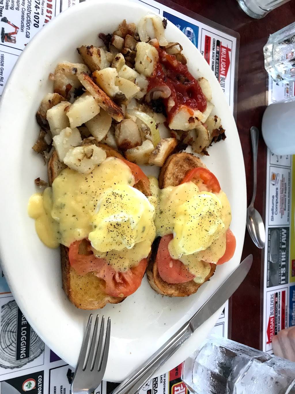 Kims Place Restaurant | restaurant | 221 Toronto St S, Markdale, ON N0C 1H0, Canada | 5199864400 OR +1 519-986-4400