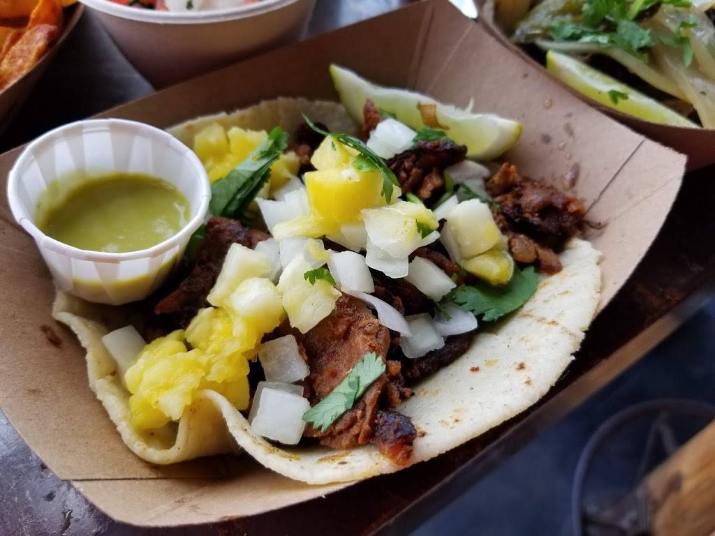 Taco Flats | restaurant | 5520 Burnet Rd #101, Austin, TX 78756, USA | 5122848352 OR +1 512-284-8352