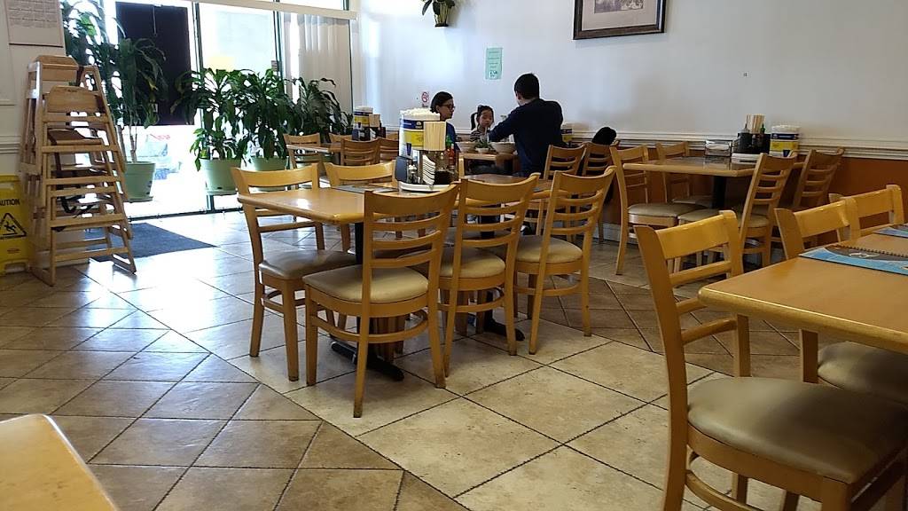 Pho Golden Star | restaurant | 3537 S Jefferson St, Falls Church, VA 22041, USA | 7035757871 OR +1 703-575-7871