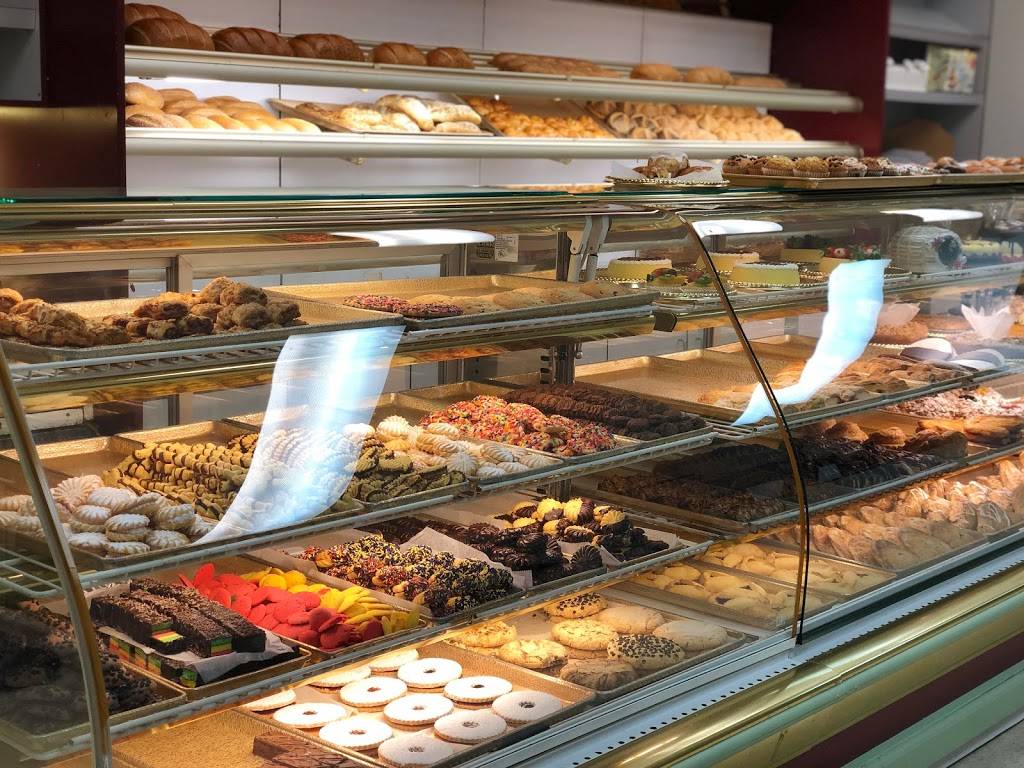 Chashni Bakery & Sweets | restaurant | 3211 NJ-27, Franklin Park, NJ 08823, USA | 7323057687 OR +1 732-305-7687