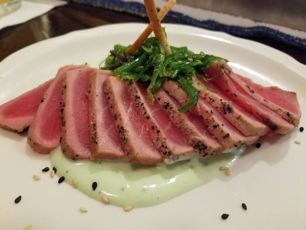 La Familia Restaurant | restaurant | 1 Pratt Ave, Chautauqua, NY 14701, USA | 7163572002 OR +1 716-357-2002