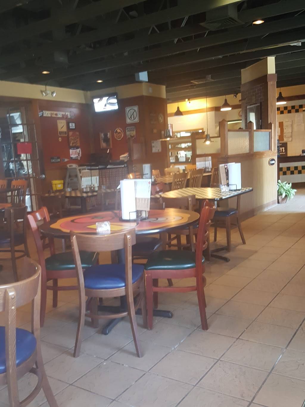Pizza Hut | restaurant | 2350 N Main St, Liberty, TX 77575, USA | 9363368708 OR +1 936-336-8708