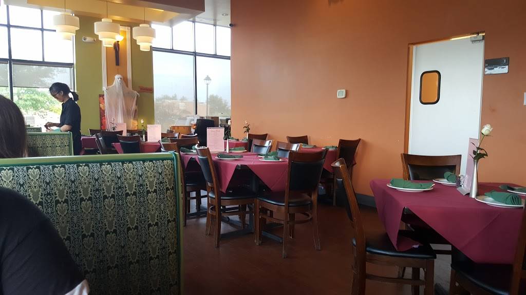 Sugar Palm Thai Restaurant | restaurant | 5580 Vincent Gate Terrace, Alexandria, VA 22312, USA | 7033541077 OR +1 703-354-1077