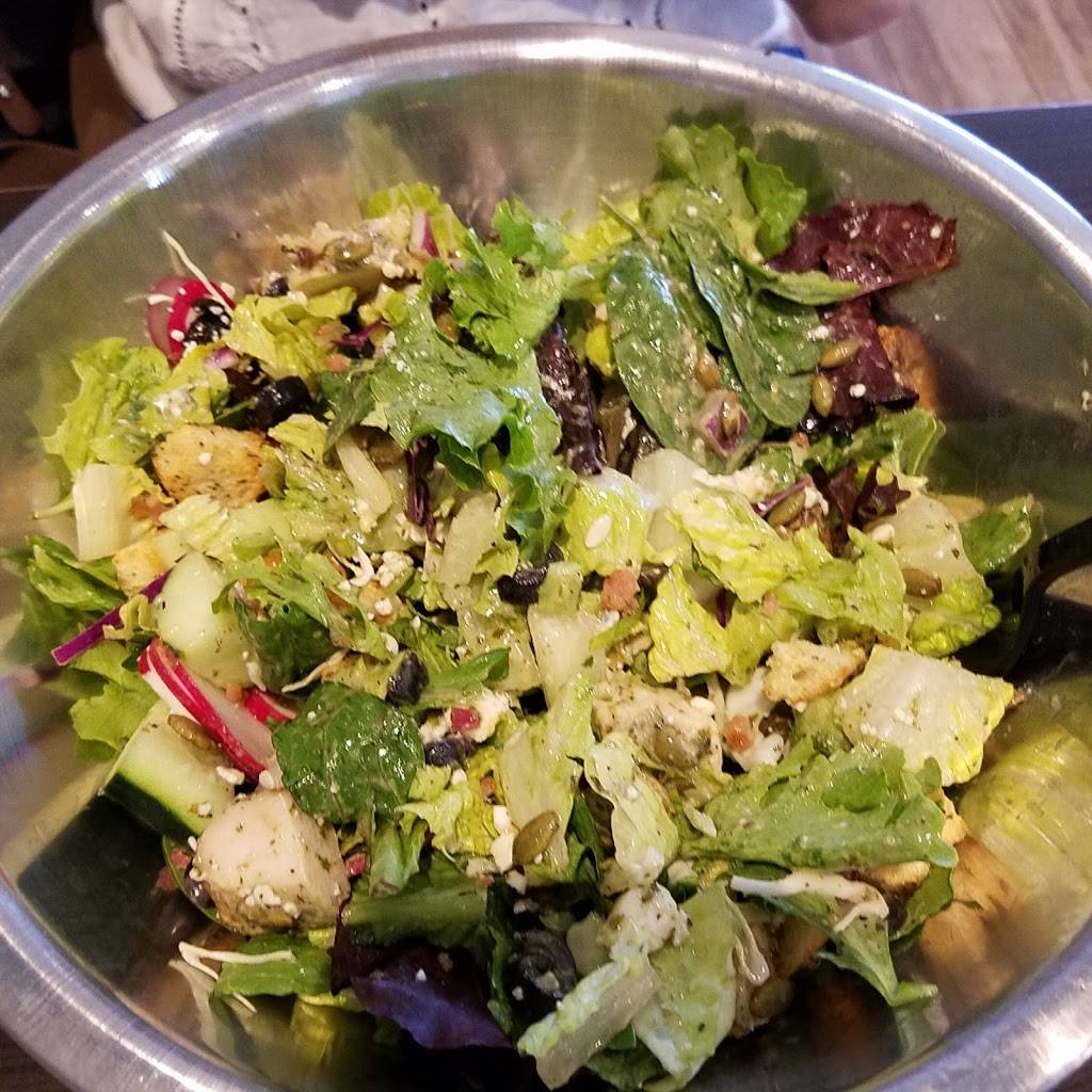 Salata | restaurant | 3540 W University Dr Suite 400, McKinney, TX 75071, USA | 2148424200 OR +1 214-842-4200