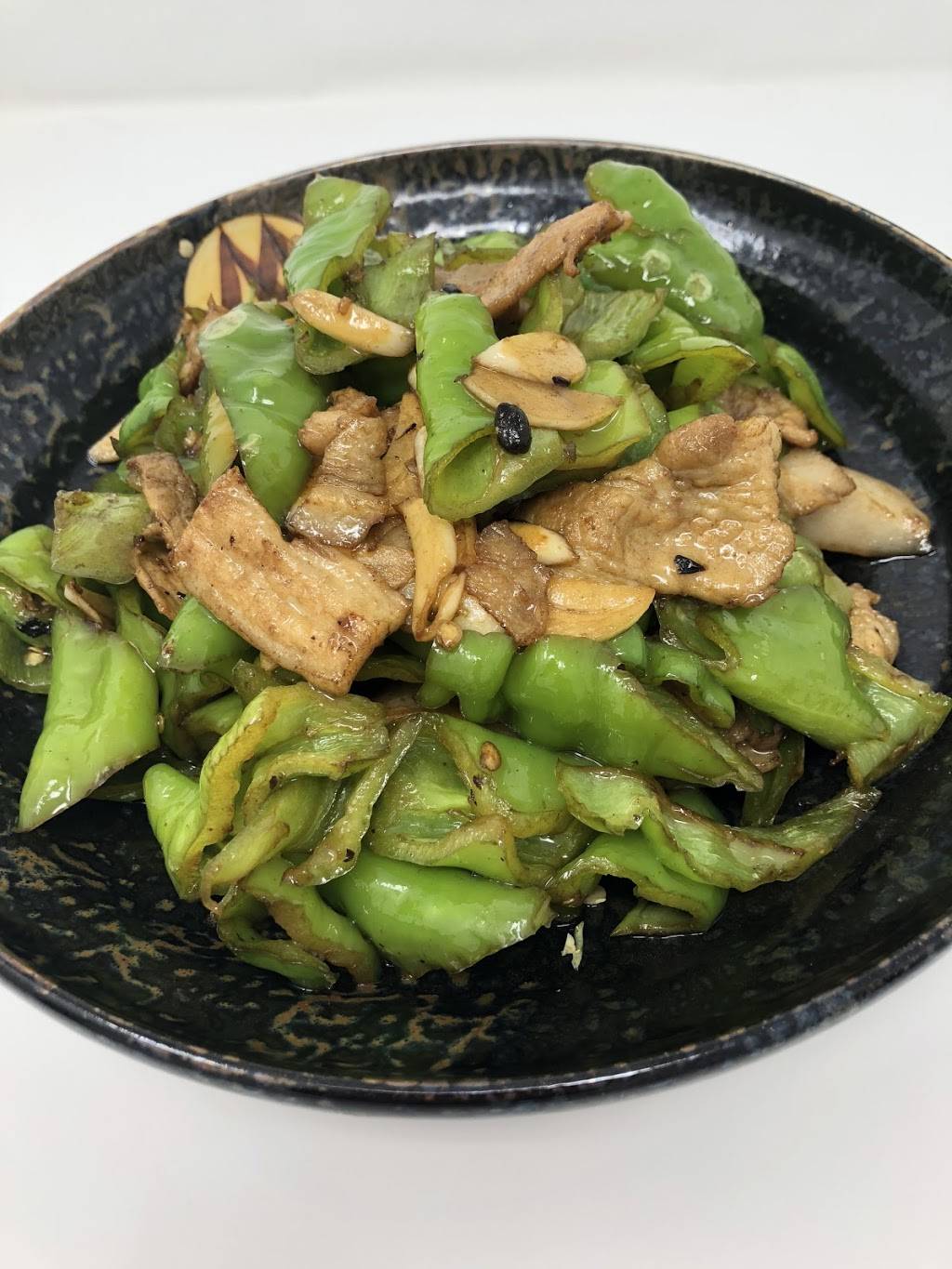 Empire Dynasty | restaurant | 29505 W Nine Mile Rd, Farmington Hills, MI 48336, USA | 2488886866 OR +1 248-888-6866