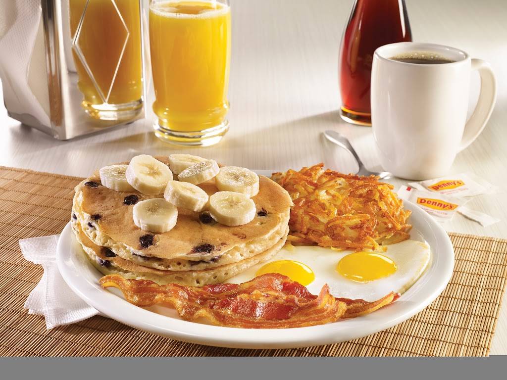 The DEN by Dennys | restaurant | South Village, UNCC, 9201 University City Blvd, Charlotte, NC 28223, USA | 7046870690 OR +1 704-687-0690