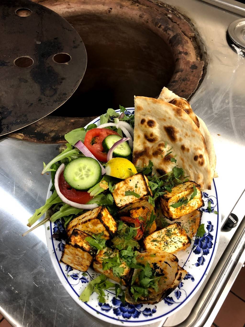 Hop Junction | restaurant | 7600 Greenhaven Dr #20, Sacramento, CA 95831, USA | 9163829211 OR +1 916-382-9211