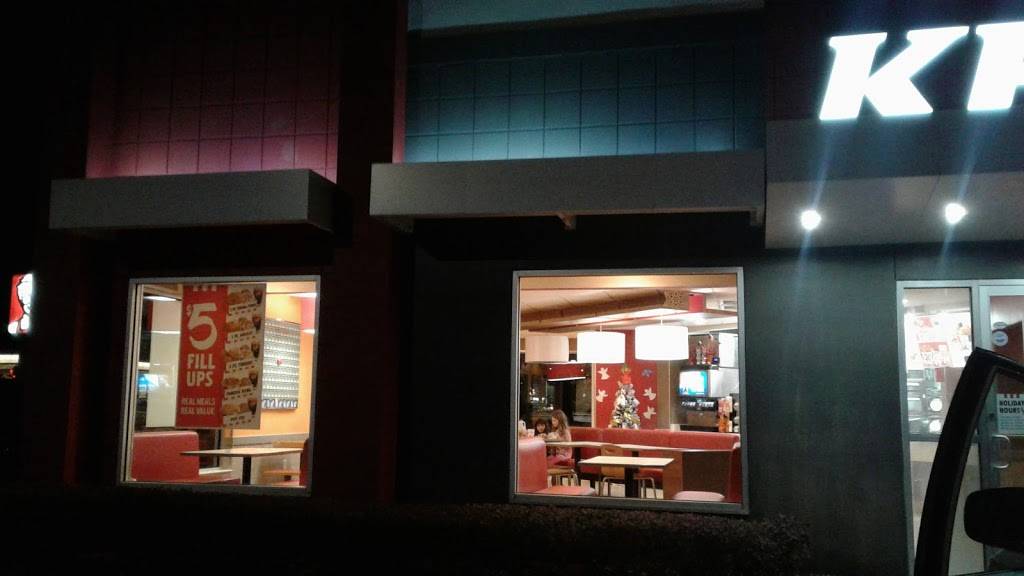 KFC | restaurant | 401 Cypress Gardens Blvd, Winter Haven, FL 33880, USA | 8632991990 OR +1 863-299-1990