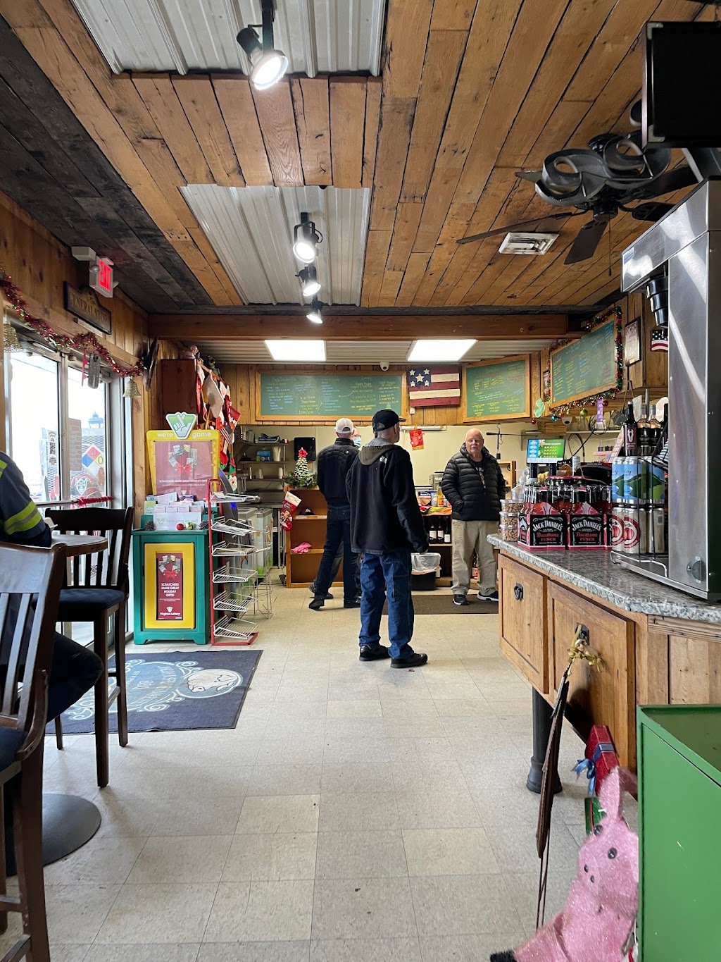 Jordan Springs Market BBQ | restaurant | 741 Jordan Springs Rd, Stephenson, VA 22656, USA | 5406620601 OR +1 540-662-0601