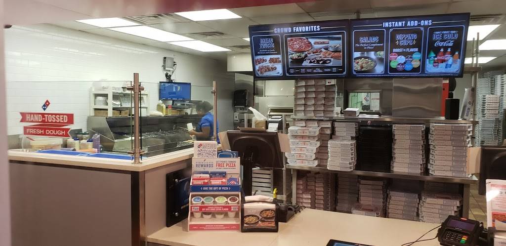 Dominos Pizza | meal delivery | 9620 Olive Blvd, Olivette, MO 63132, USA | 3144322530 OR +1 314-432-2530