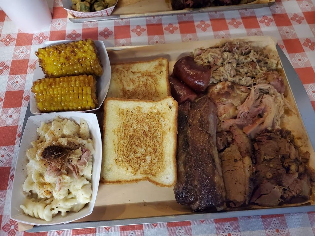 Blacksheep BBQ Smokehouse & Grill | restaurant | 327 US-62, Yellville, AR 72687, USA | 8704495637 OR +1 870-449-5637