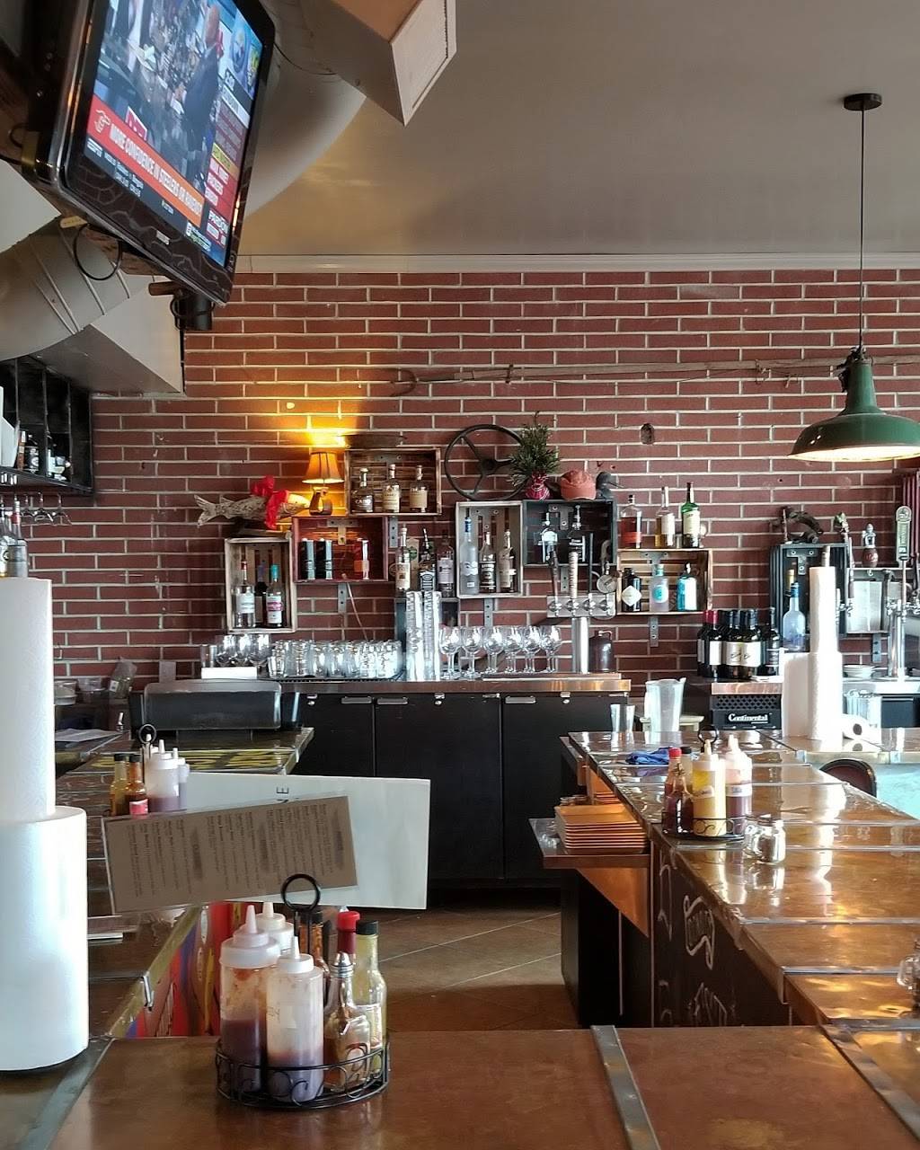 Brimstone PNW Smokehouse | restaurant | 7707 Pioneer Way, Gig Harbor, WA 98335, USA | 2538582709 OR +1 253-858-2709