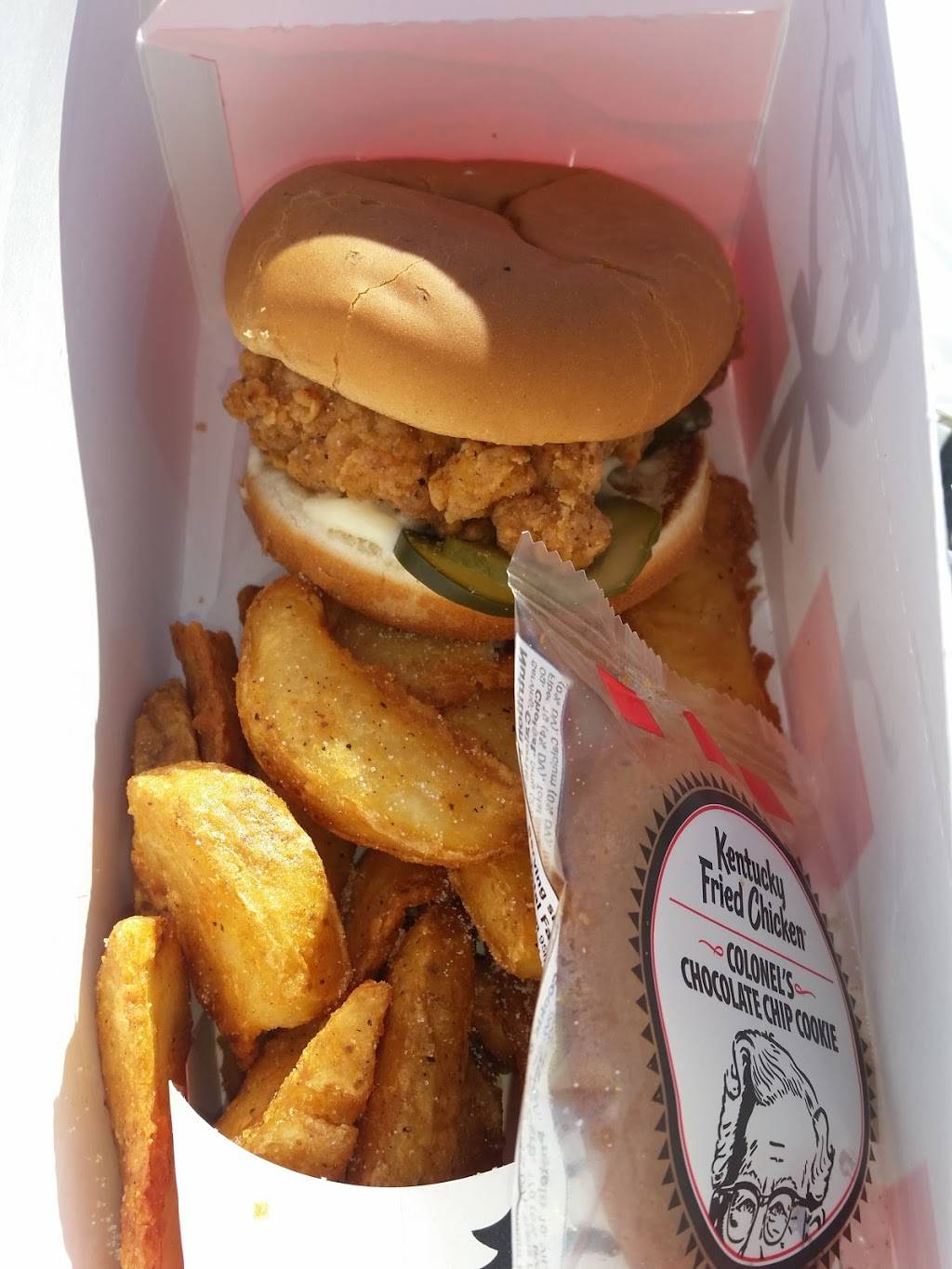 KFC | restaurant | 6280 Northwest Hwy, Crystal Lake, IL 60014, USA | 8154591330 OR +1 815-459-1330