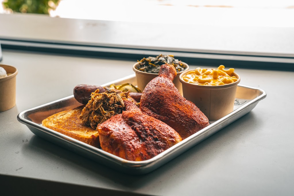 Trotters Whole Hog BBQ | restaurant | 127 Bruce St, Sevierville, TN 37862, USA | 8652632103 OR +1 865-263-2103