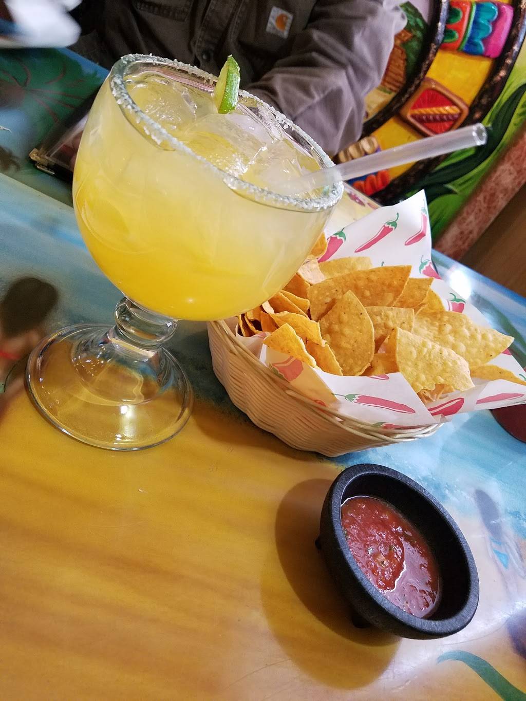 Mezcal 2 Mexican Bar And Grill | restaurant | 1841 Lincoln Way, Clinton, IA 52732, USA | 5632422288 OR +1 563-242-2288