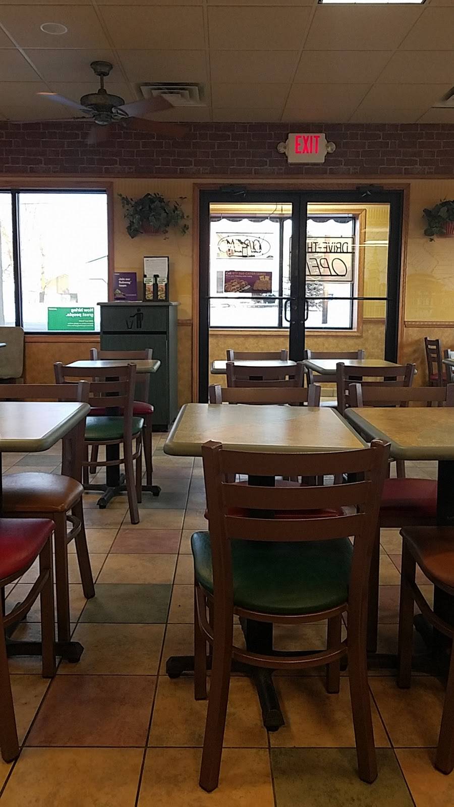 Subway | restaurant | 502 S Jefferson St, Ossian, IN 46777, USA | 2606226433 OR +1 260-622-6433