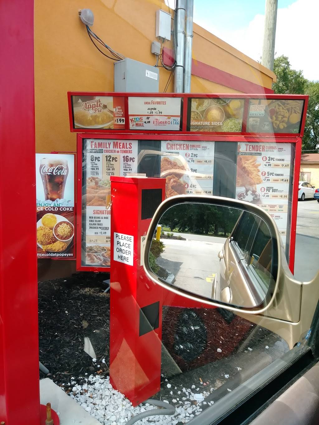 Popeyes Louisiana Kitchen | restaurant | 536 Fair Rd, Statesboro, GA 30458, USA | 9126811078 OR +1 912-681-1078