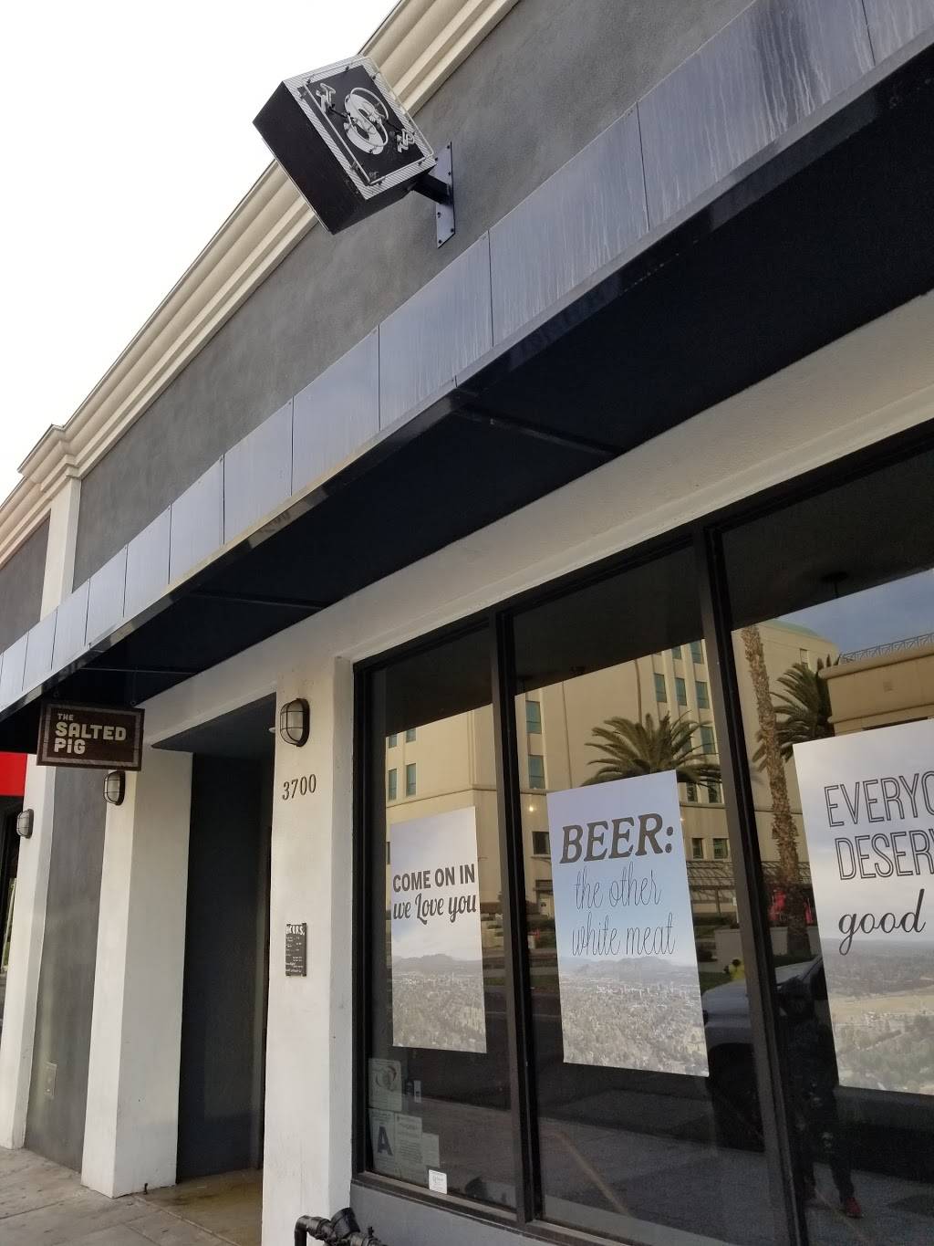 The Salted Pig | restaurant | 3700 12th St, Riverside, CA 92501, USA | 9518484020 OR +1 951-848-4020