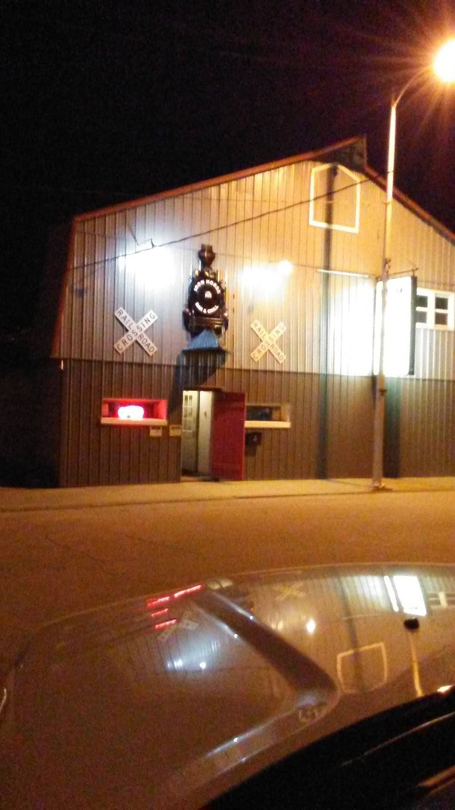 Iron Horse LLC | restaurant | 203 N Mc Creary St, Fort Branch, IN 47648, USA | 8127539918 OR +1 812-753-9918