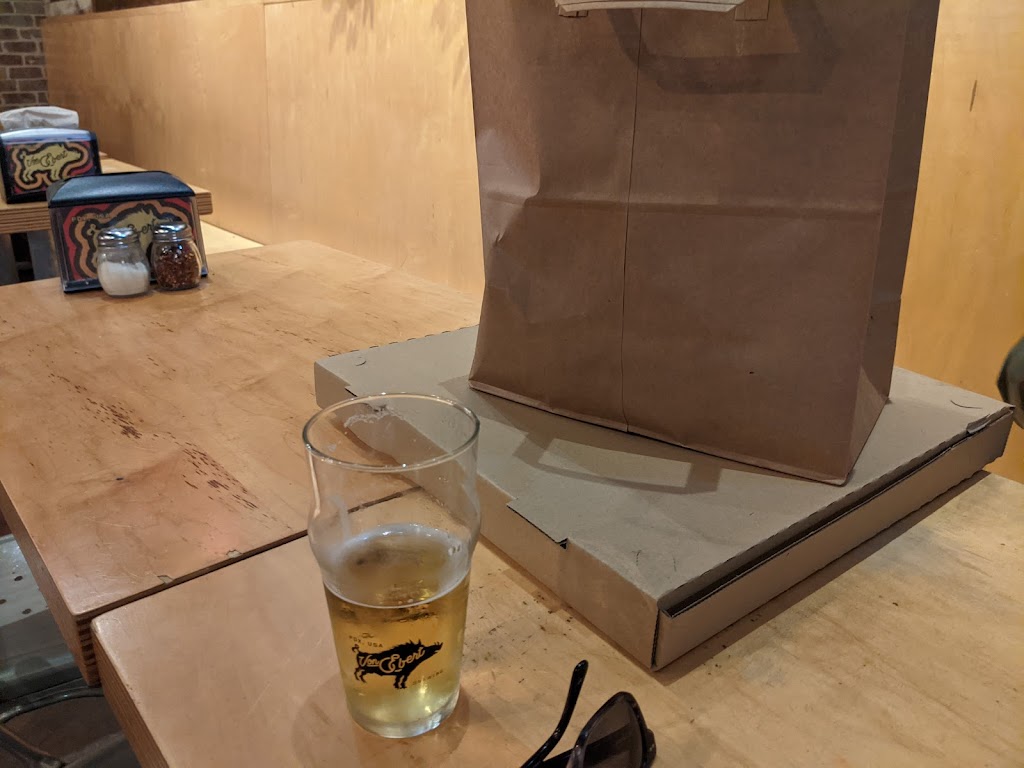 Von Ebert Brewing Cascade Station | restaurant | 10111 NE Cascades Pkwy, Portland, OR 97220, USA | 5032065765 OR +1 503-206-5765