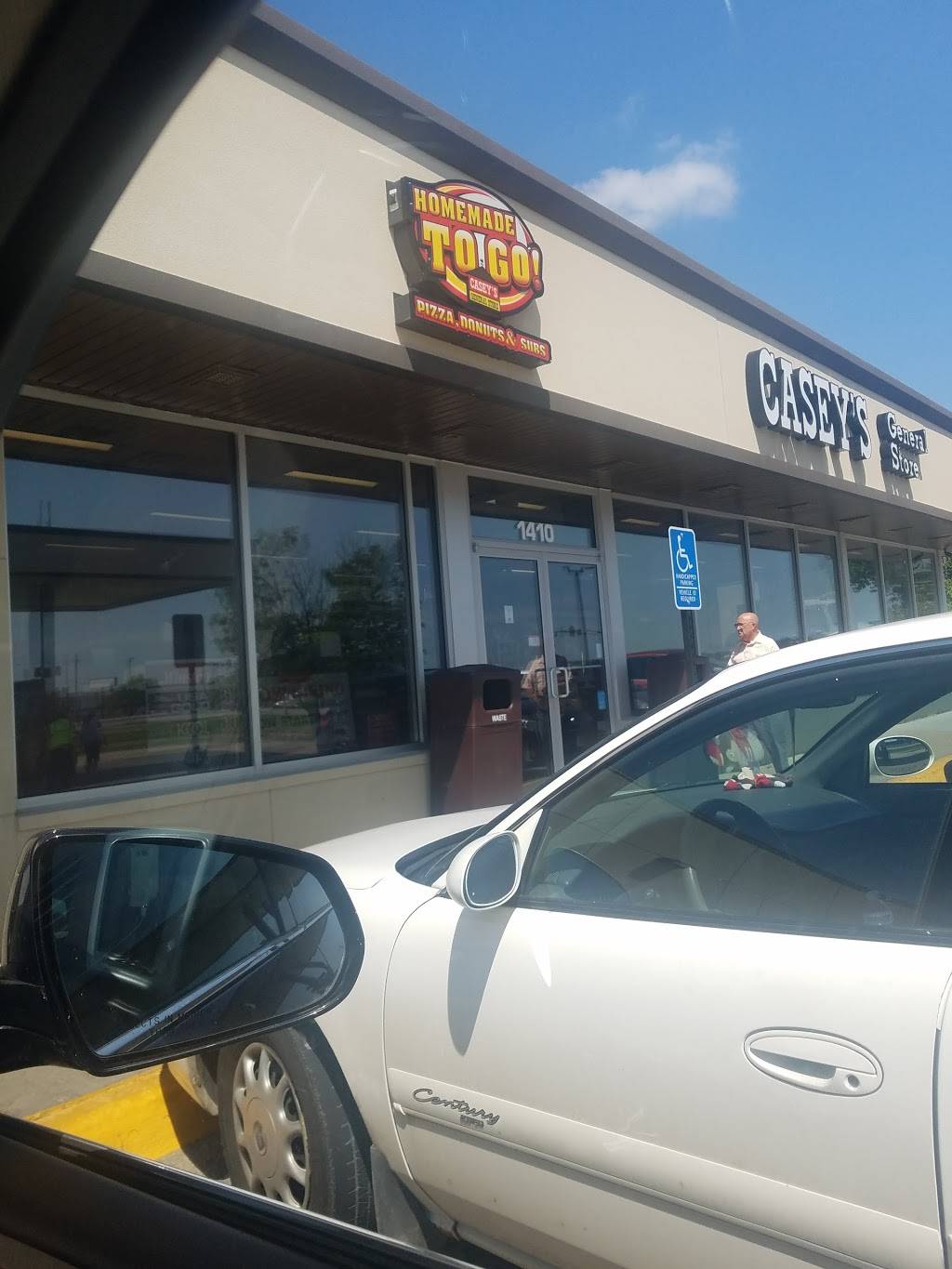 Caseys | restaurant | 1410 Willow Creek Ct, Iowa City, IA 52246, USA | 3193585522 OR +1 319-358-5522