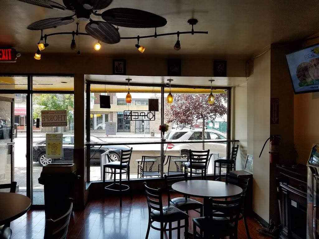 Irie Vybez | restaurant | 313 Central Ave, Albany, NY 12206, USA | 5184874844 OR +1 518-487-4844