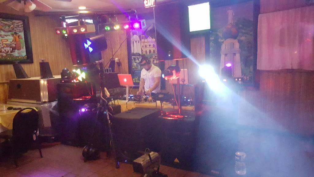 Restaurante El Salvador | restaurant | 4805 Columbia Pike, Arlington, VA 22204, USA | 7035213225 OR +1 703-521-3225