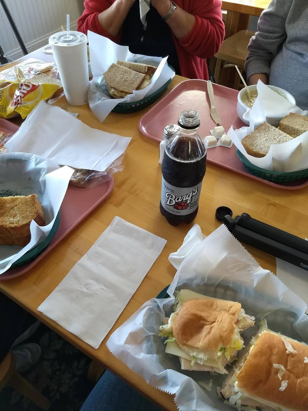 Cormacks Deli | meal takeaway | 2569 Charlevoix Ave, Petoskey, MI 49770, USA | 2313477570 OR +1 231-347-7570