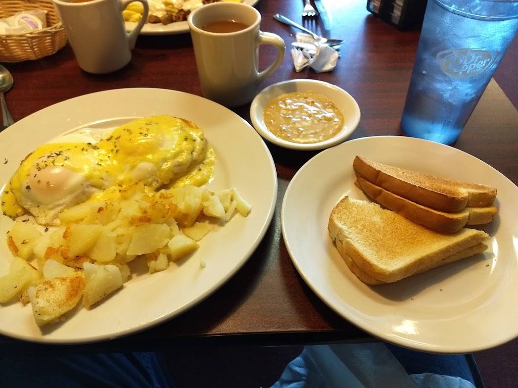 Francis Family Restaurant | restaurant | 1038 E Wheeling Ave, Cambridge, OH 43725, USA | 7404393333 OR +1 740-439-3333