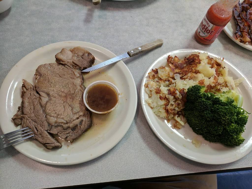 Nicks Family Restaurant | restaurant | 34610 Lakeshore Blvd, Eastlake, OH 44095, USA | 4409423770 OR +1 440-942-3770