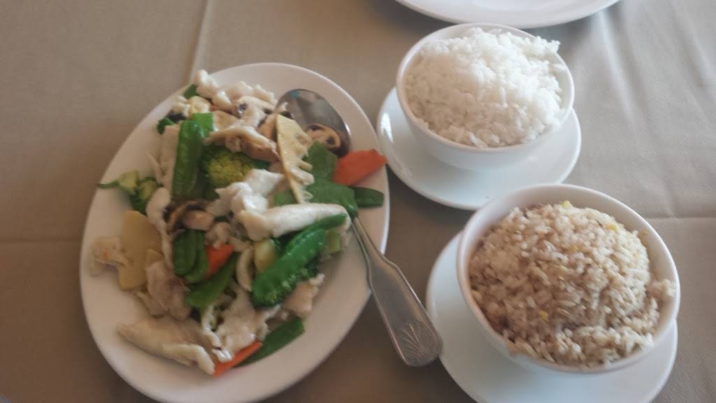 Peking Wok Restaurant | restaurant | 5256 S Mission Rd #303, Bonsall, CA 92003, USA | 7607248078 OR +1 760-724-8078