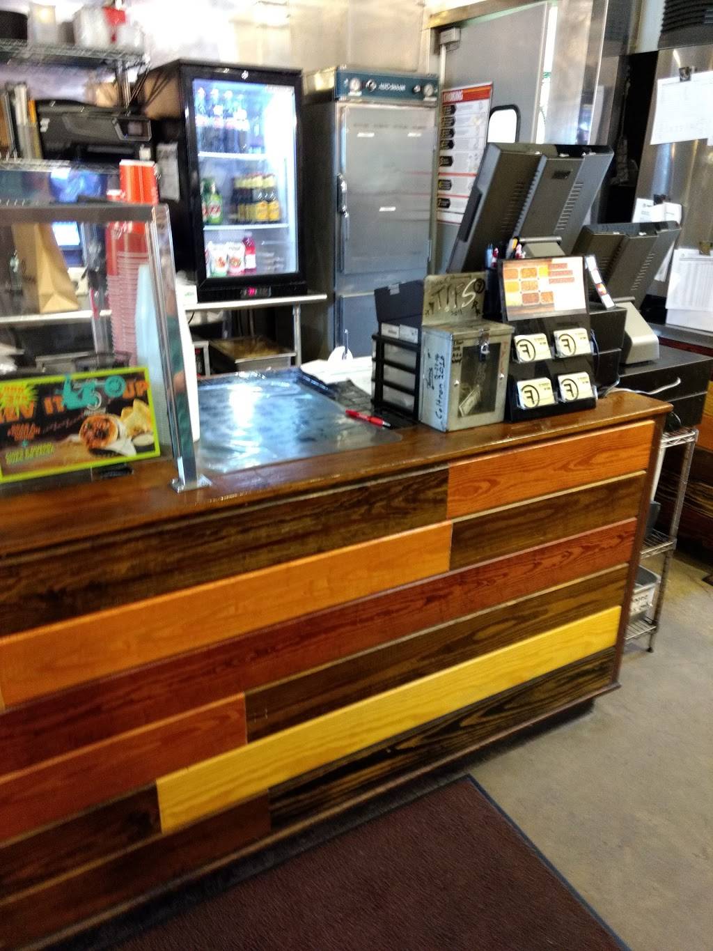 Freebirds World Burrito | restaurant | 319 University Dr, College Station, TX 77840, USA | 9798469298 OR +1 979-846-9298