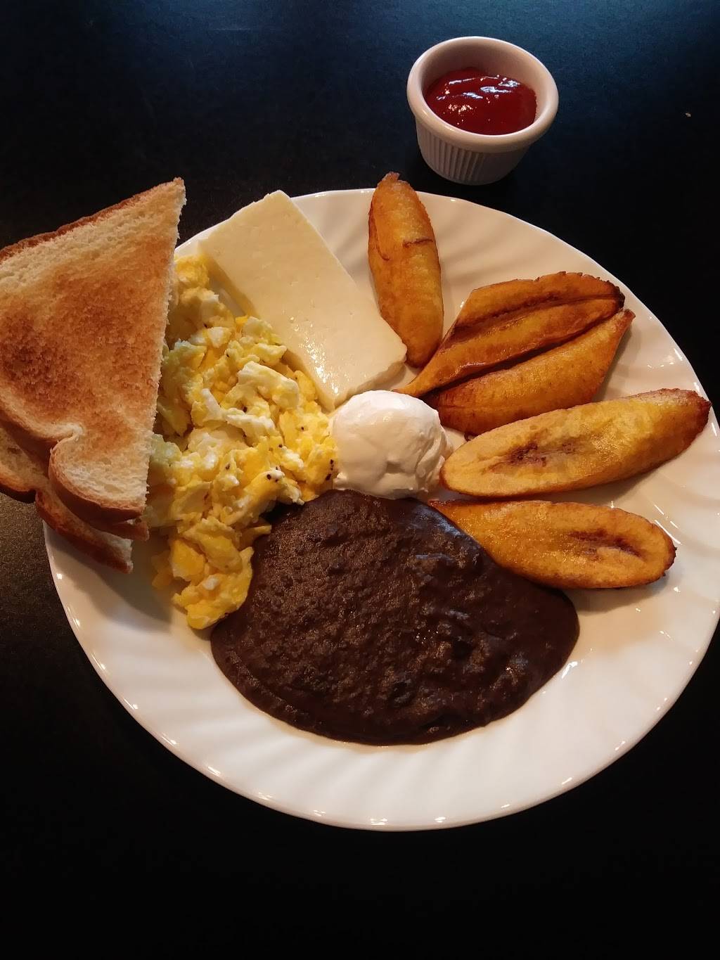 Guatemalan restaurant | restaurant | 303 301 Blvd W, Bradenton, FL 34207, USA | 9413016767 OR +1 941-301-6767