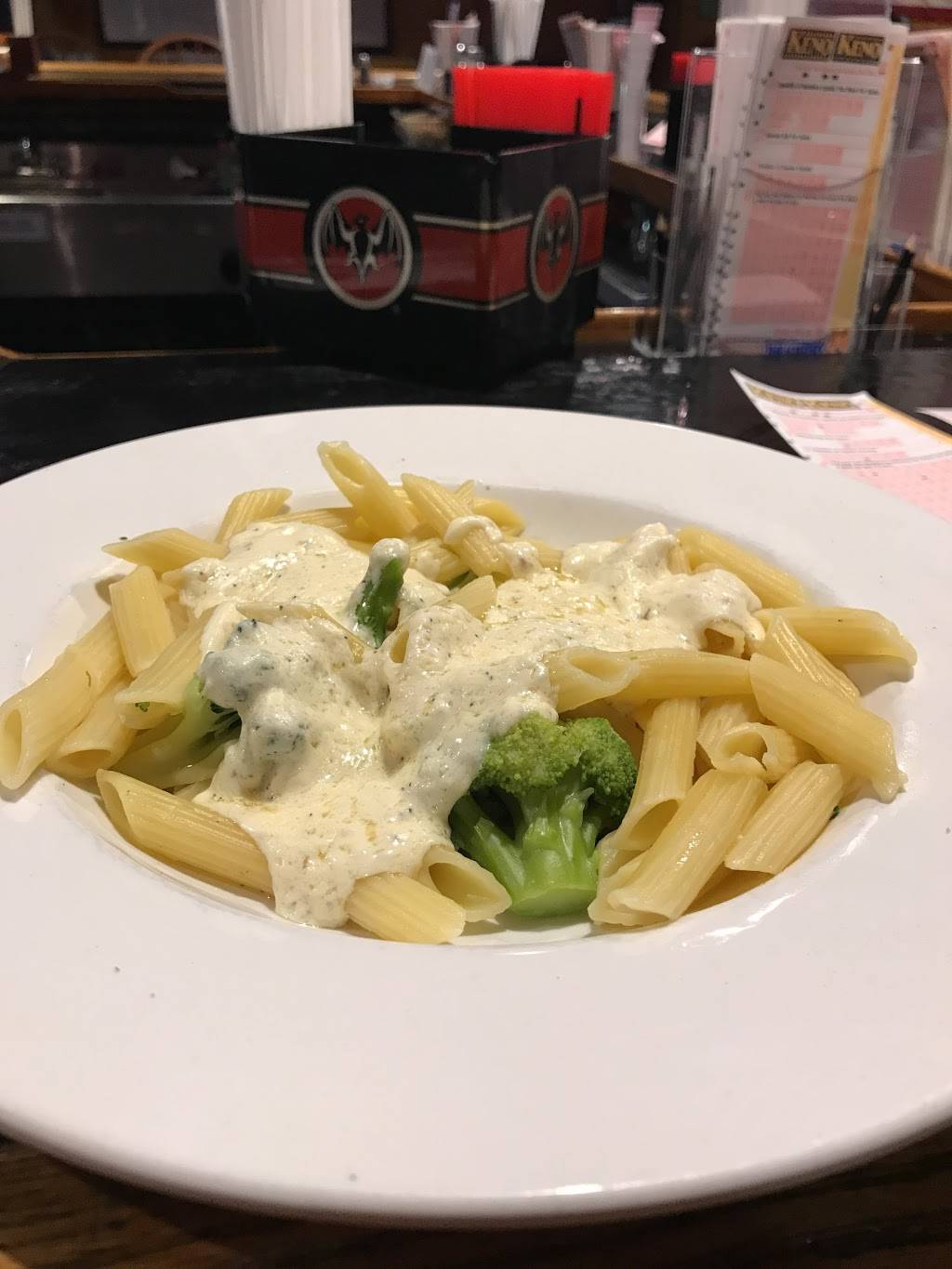 OVs Restaurant | restaurant | 34 Old Colony Ave, East Taunton, MA 02718, USA | 5088286868 OR +1 508-828-6868