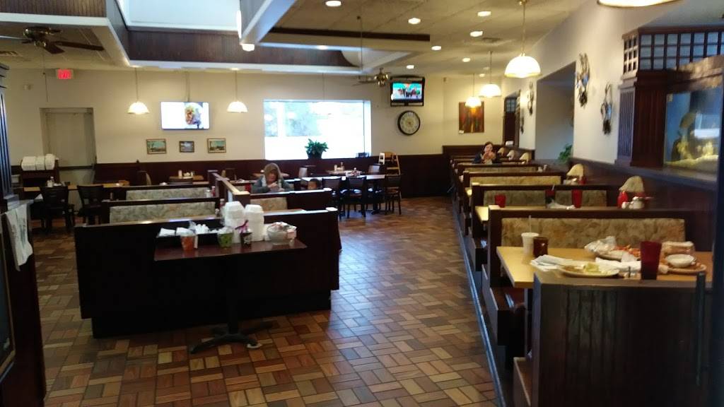 Grand Dimitris Family Dining | restaurant | 25001 Gratiot Ave, Eastpointe, MI 48021, USA | 5867745150 OR +1 586-774-5150